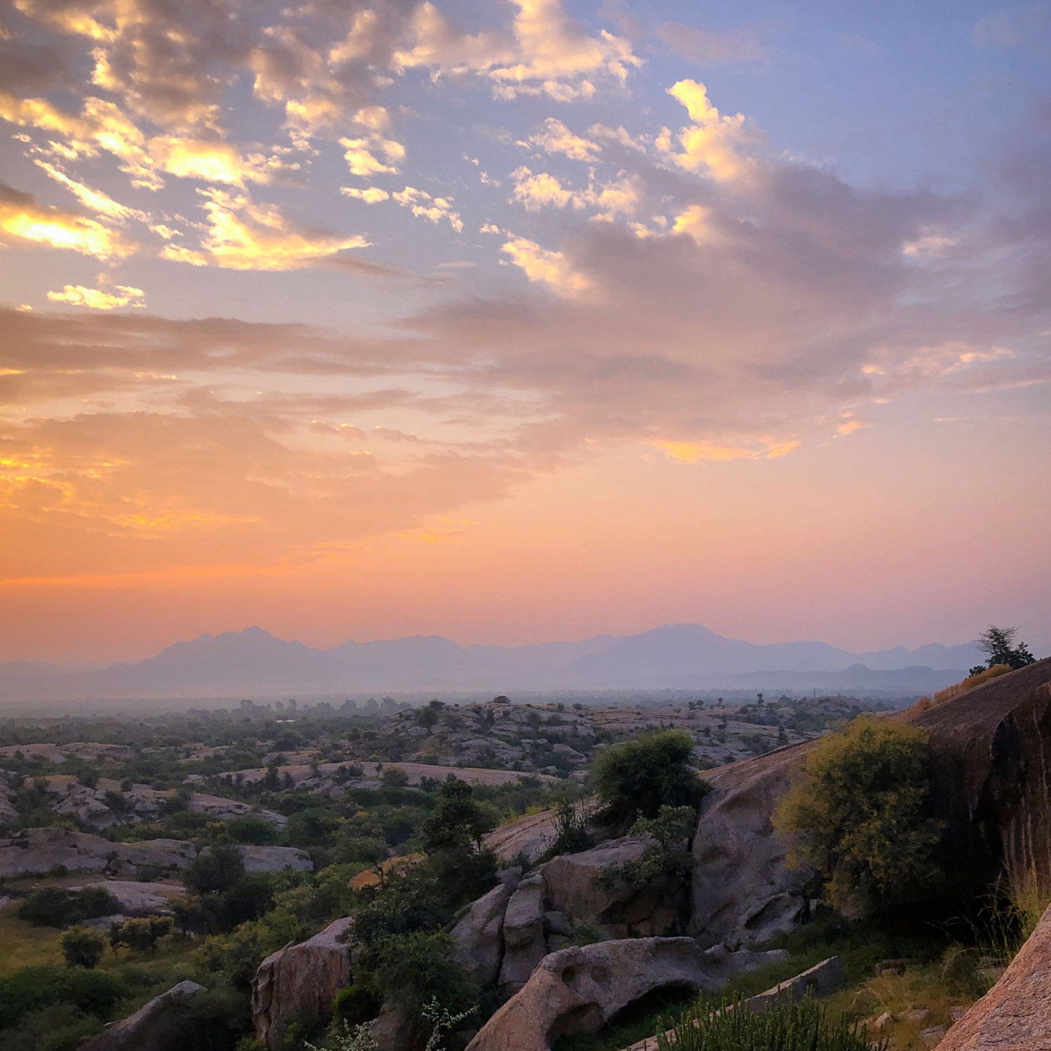 SUJÁN JAWAI - Hiking